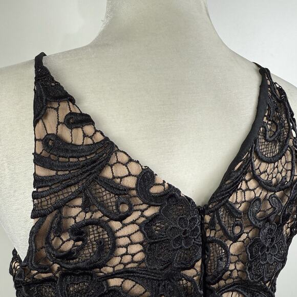 Dress the Population Ava Black Lace Mini Dress Medium Plunge V Neck Whimsigoth - Picture 15 of 16